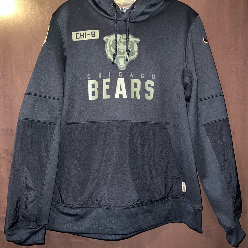 2020 Women’s Chicago Bears Salute to Service Hoodie